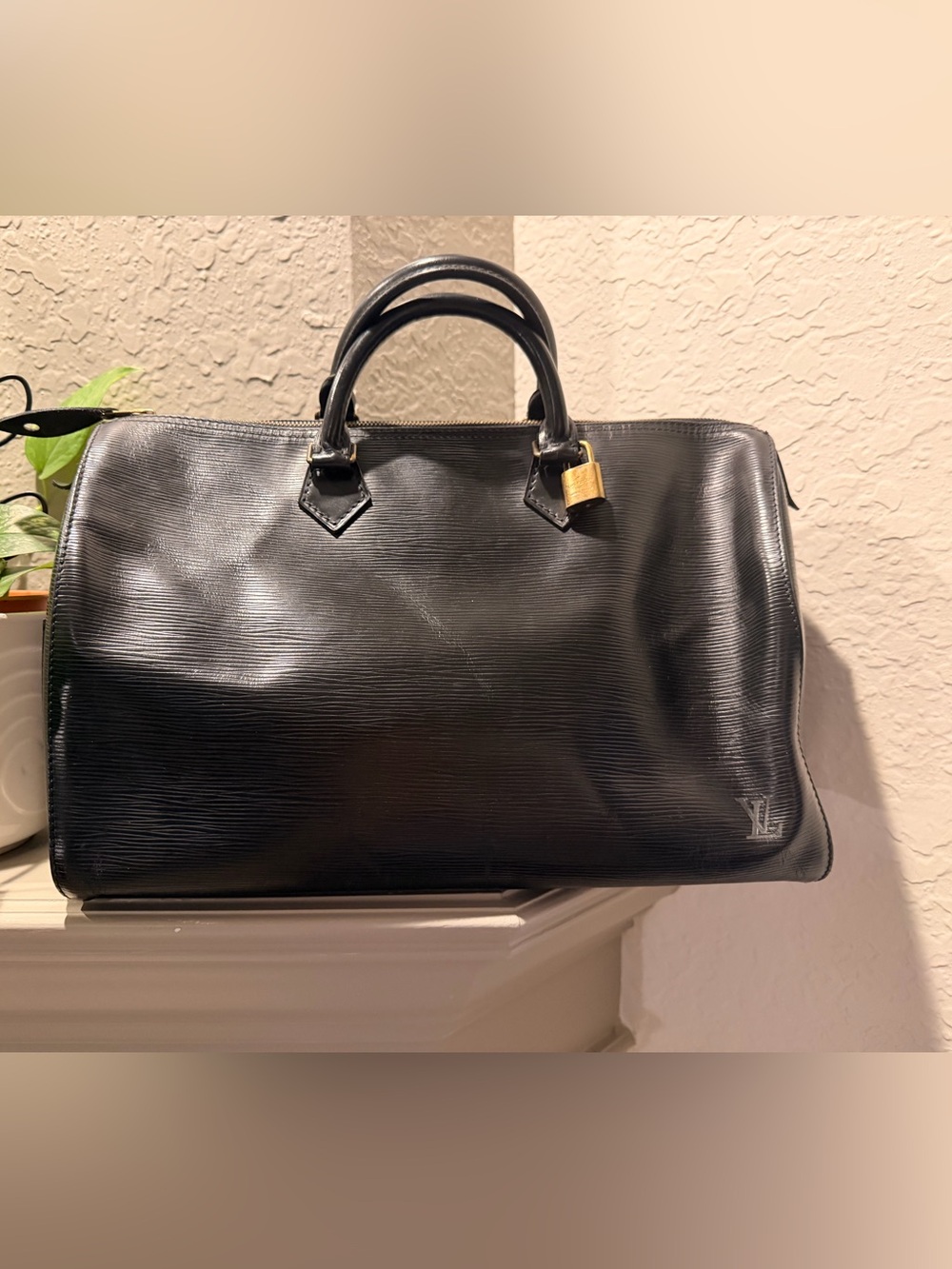 Authentic Vintage Louis Vuitton Black Epi Leather Speedy 35 Handbag w/ Lock